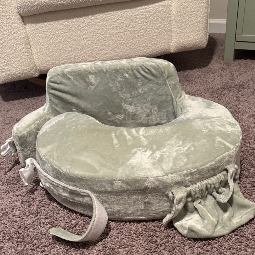 SUPER DELUXE NURSING PILLOW